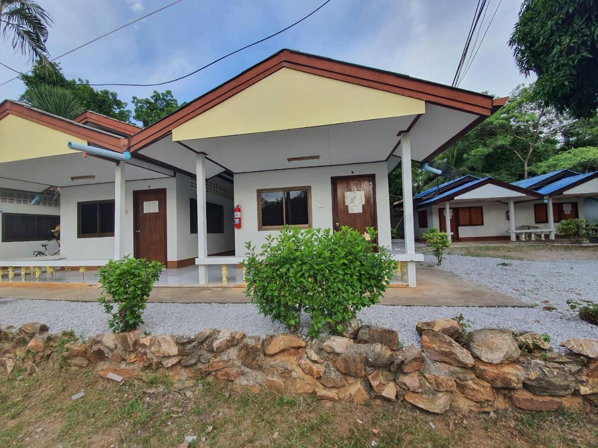 Pineapple Resort Ban Huai Thalaeng Phan المظهر الخارجي الصورة